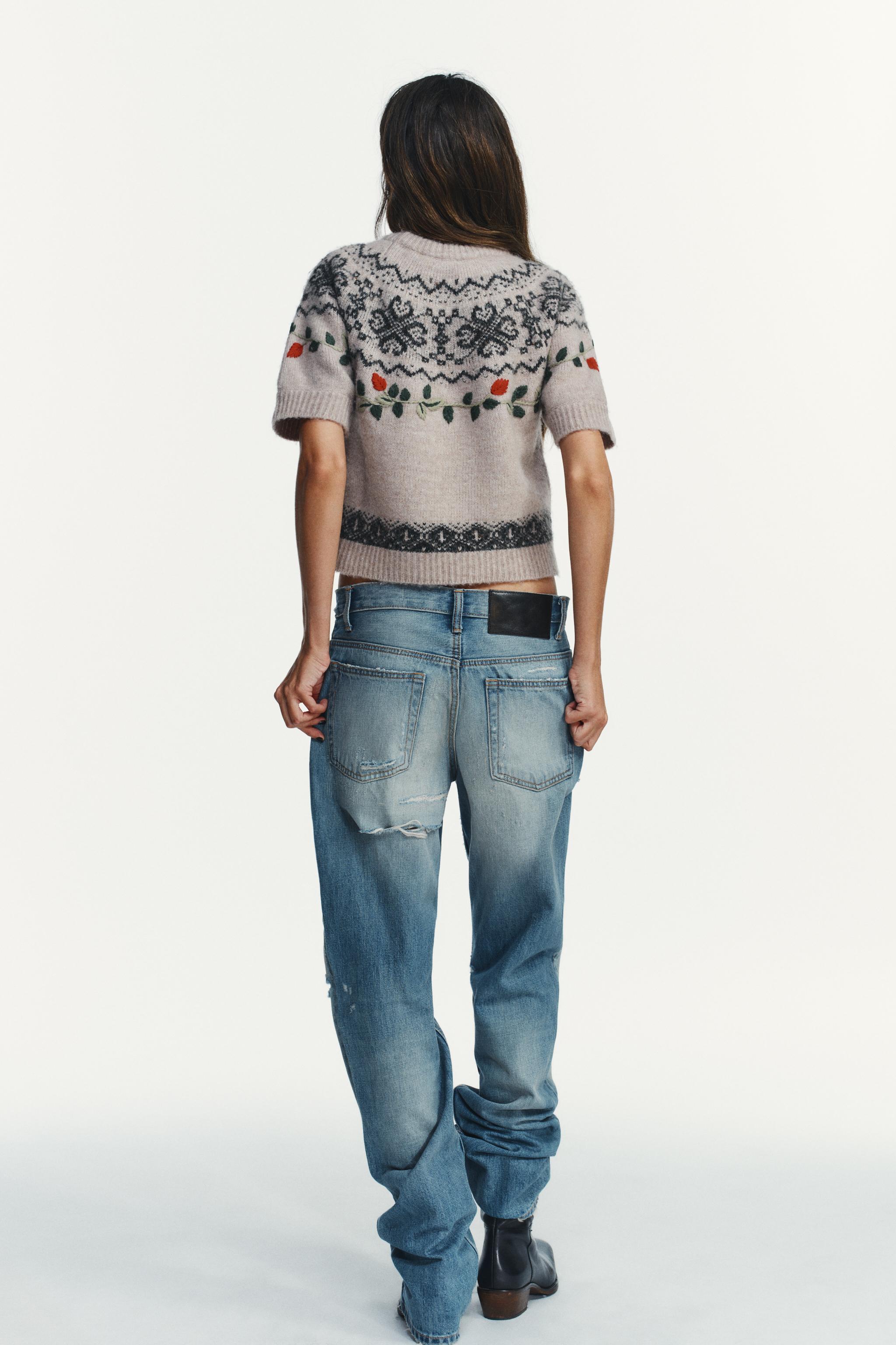 SHORT SLEEVE EMBROIDERED JACQUARD KNIT JUMPER